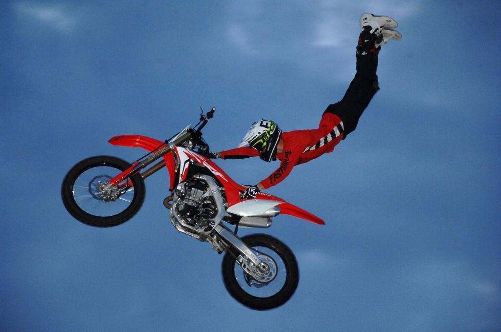 Broke FMX Motocross stunt team